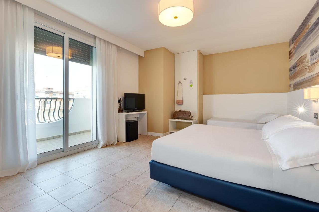 Hotel Nettuno Lido di Jesolo Esterno foto