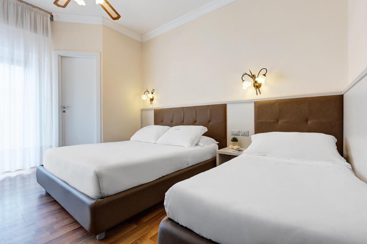 Hotel Nettuno Lido di Jesolo Esterno foto