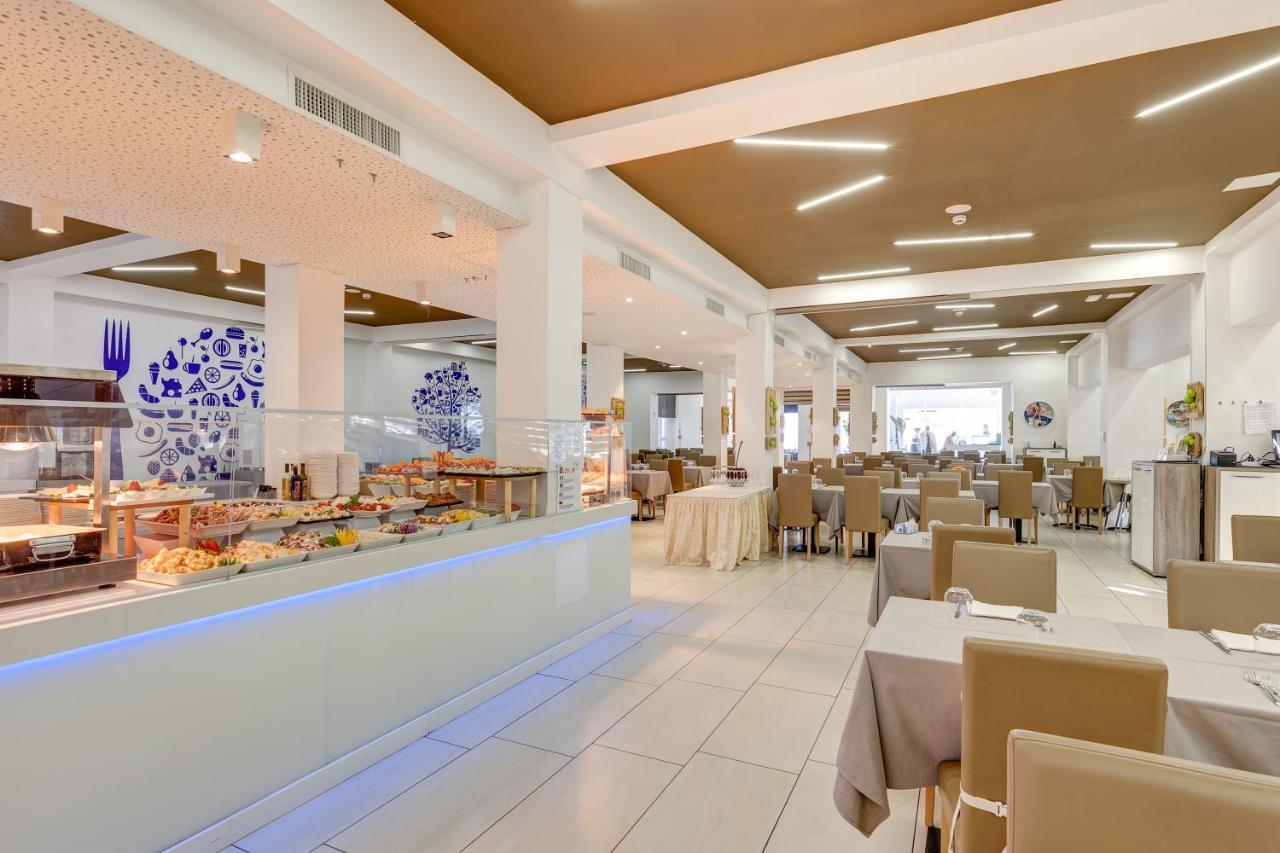 Hotel Nettuno Lido di Jesolo Esterno foto