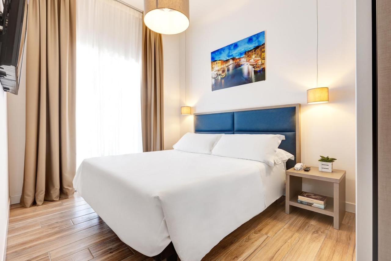 Hotel Nettuno Lido di Jesolo Esterno foto