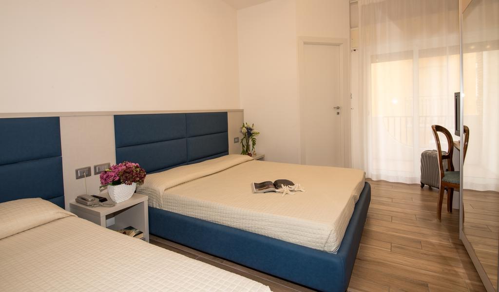 Hotel Nettuno Lido di Jesolo Esterno foto